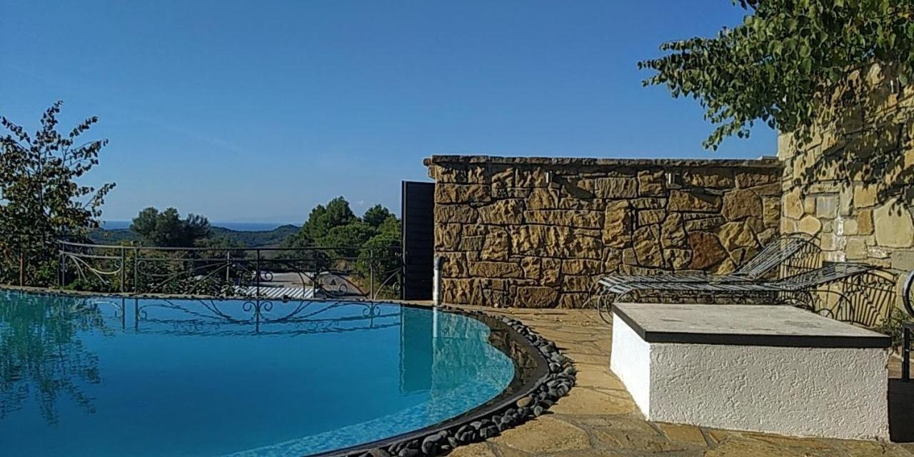 Hotel Turisalba Ishem Exterior foto