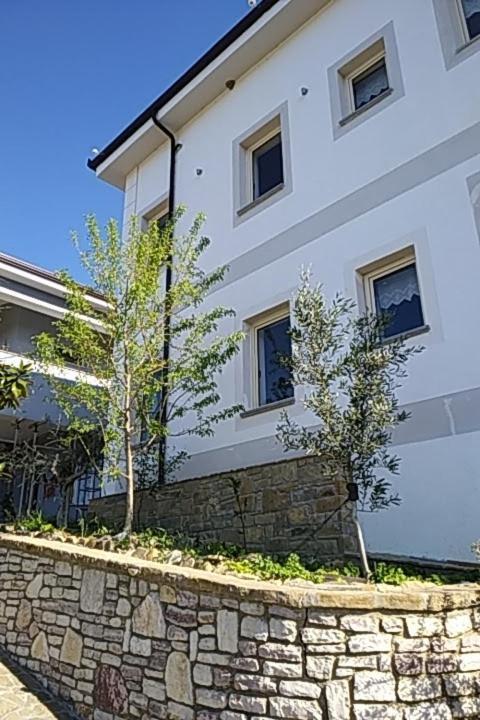 Hotel Turisalba Ishem Exterior foto
